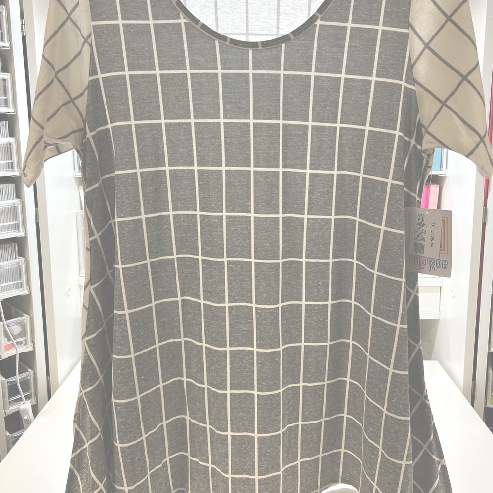 Lularoe Perfect T